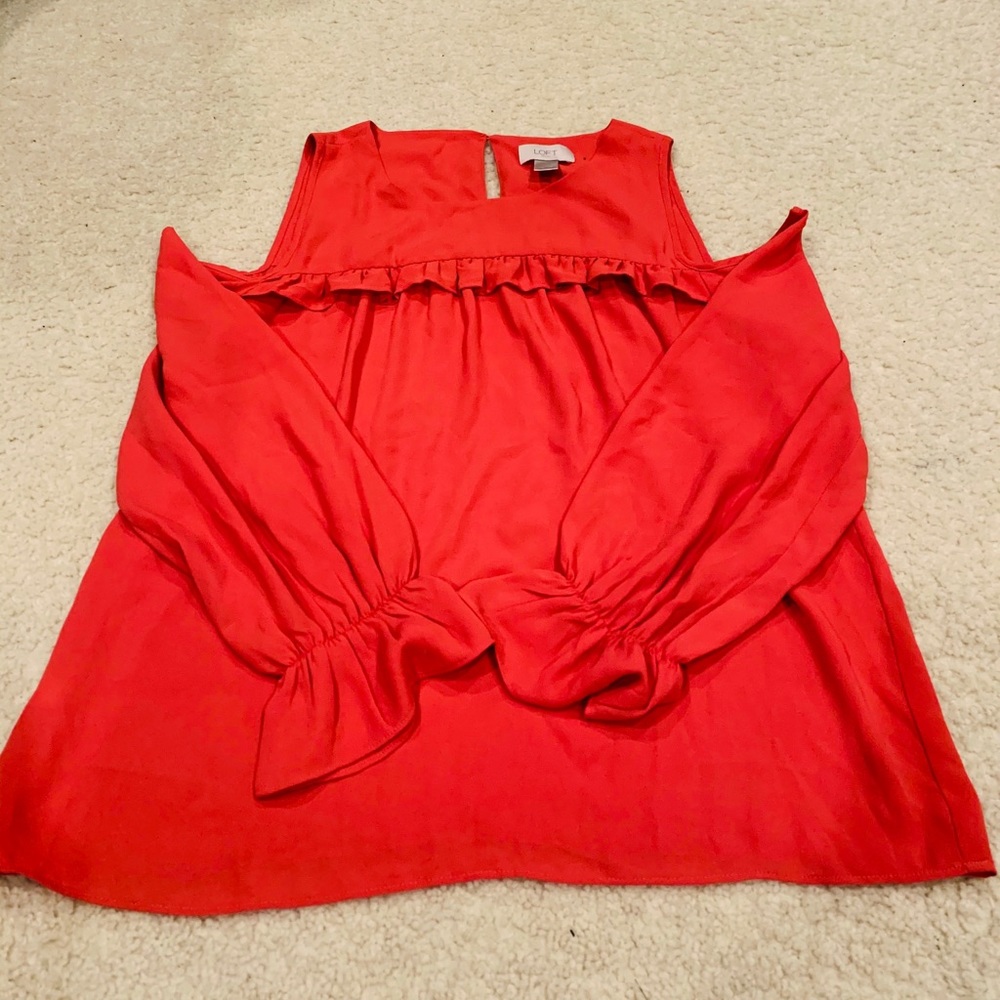 Flowy Peek-a-boo Shoulder Blouse